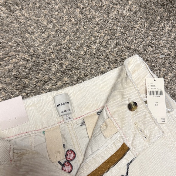 Maeve Colette Ivory Cropped Pants with Playful Print - Picture 16 of 16